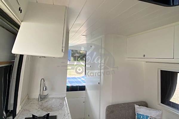 2021 Built 3 Person, Rental Campervan #1124
