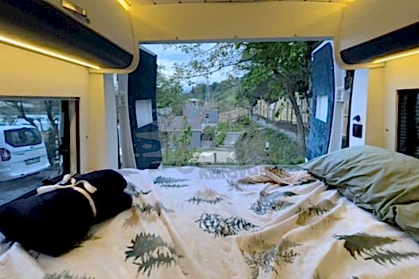 2022 Built 3 Person, Rental Campervan #1298