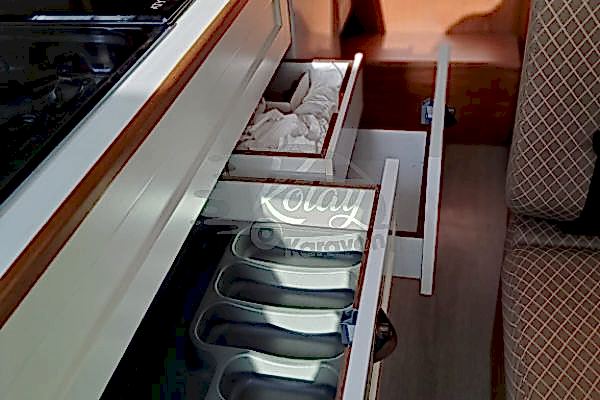2022 Built 4 Person, Rental Campervan #1333