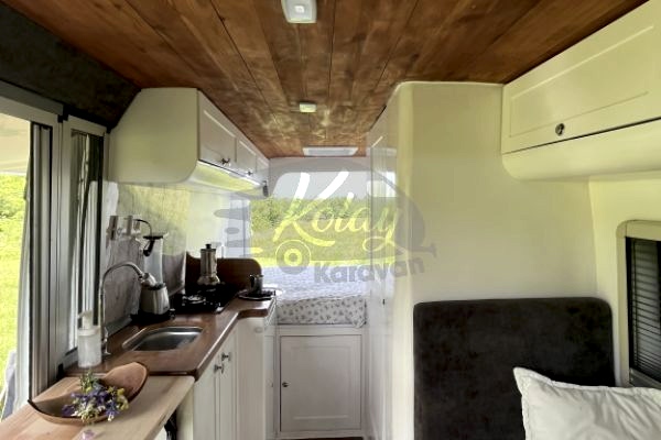 2021 Built 3 Person, Rental Campervan #1492
